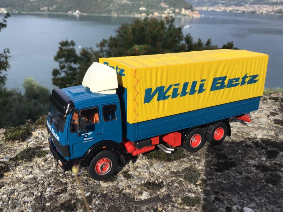 Camion d’Epoca Vintage Truck MERCEDES BENZ 2236 NG"WILLY BETZ" Die Cast 1/43 - Immagine 2 di 4