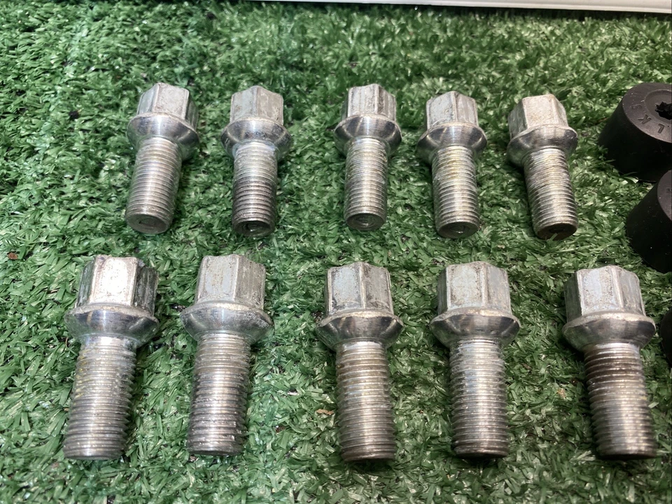 ✅ 2019 2020 2021 2022 2023 JUEGO DE TORNILLOS TUERCA LLANTA VOLKSWAGEN JETTA TAPA 19+20 Foto 3 de 4