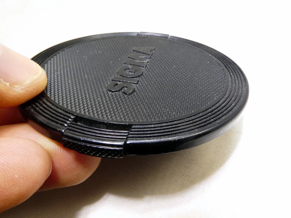 Sigma 72mm Black Lens Front Cap APO AF EX - Image 4 of 4