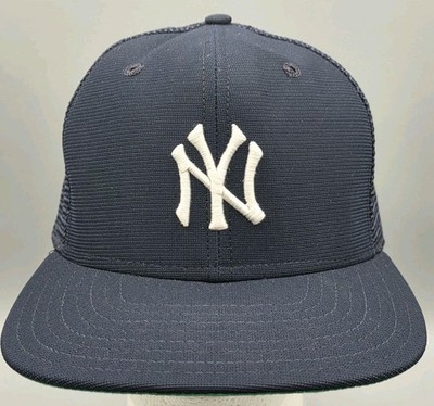 VTG New Era New York Yankees Mesh Snapback Hat, Team Issued Spring Training, USA