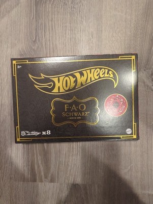 HOT WHEELS 2022 TARGET EXCLUSIVE F.A.O SCHWARZ GOLD BOX OF 8 CARS NEW