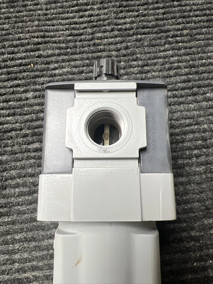 PARKER P33LA94LGNN STANDARD GLOBAL MODULAR LUBRICATOR 0-150 PSIG 1/2" NPT - Image 3 of 4