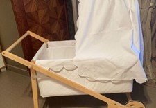 Culla " Il GUFO" con 2 Ruote Usata Pari al Nuovo 