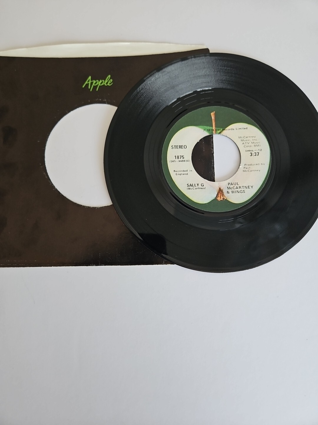 PAUL McCARTNEY & WINGS~Junior's Farm / Sally G~45 RPM APPLE LABEL-MINT