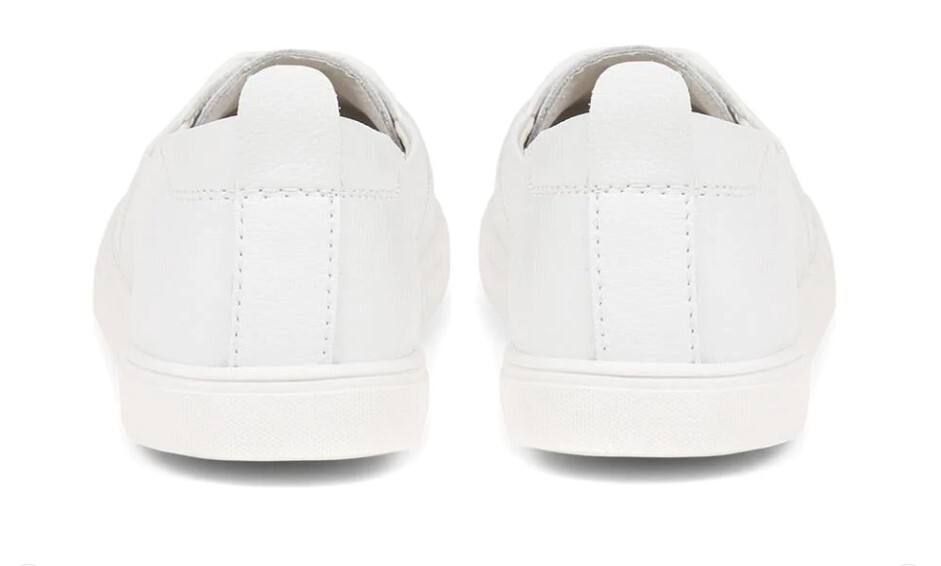 LADIES WHITE PUMPS SIZE 8 (41) PAVERS eBay