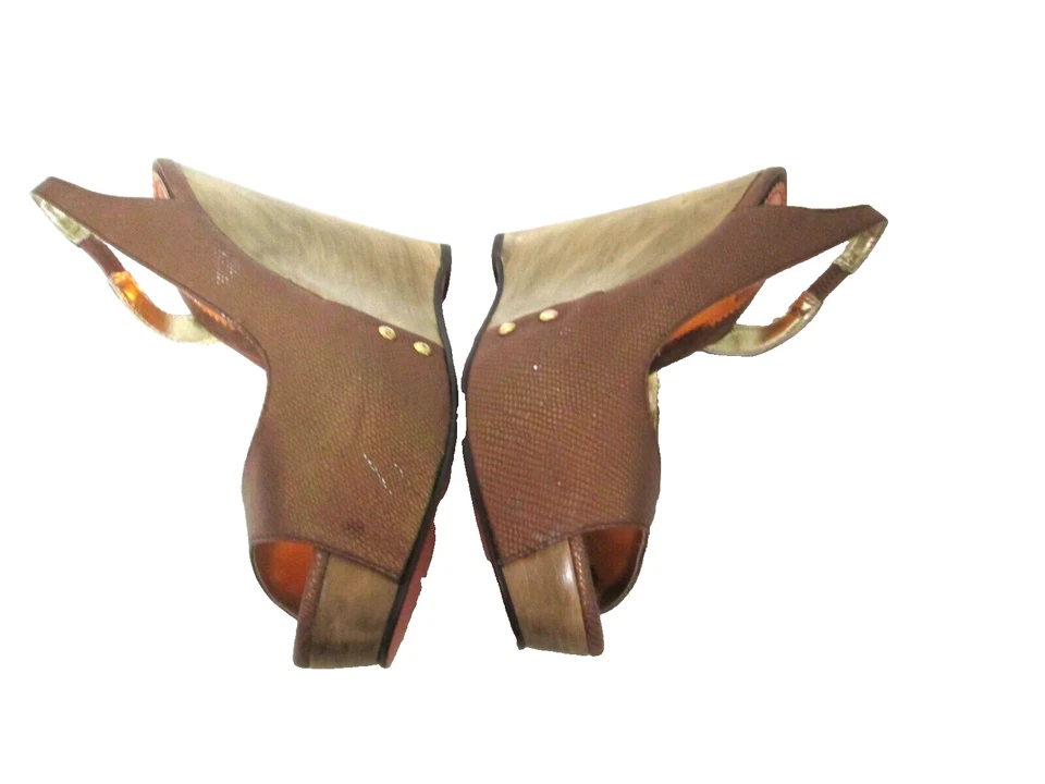 Salto anabela plataforma madeira biqueira aberta couro bronze Luichiny 6B B26 - Imagem 4 de 4