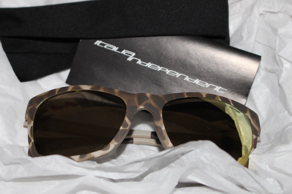 ИТАЛИЯ независимый матовый коричневый камуфляж/золото зеркало линзы сделано в Италии солнцезащитные очки.  - Изображение 3 из 4