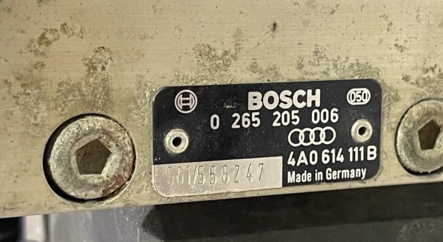 92-95 Audi 100 93-95 Audi 90 Brake Pump Assembly 4A0-614-111A - Изображение 2 из 4