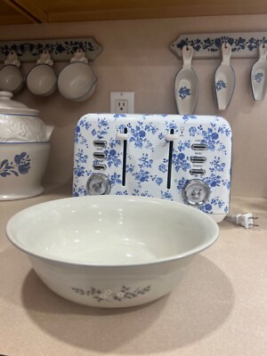 Pfaltzgraff Heirloom Vegetable Serving Bowl 1/2