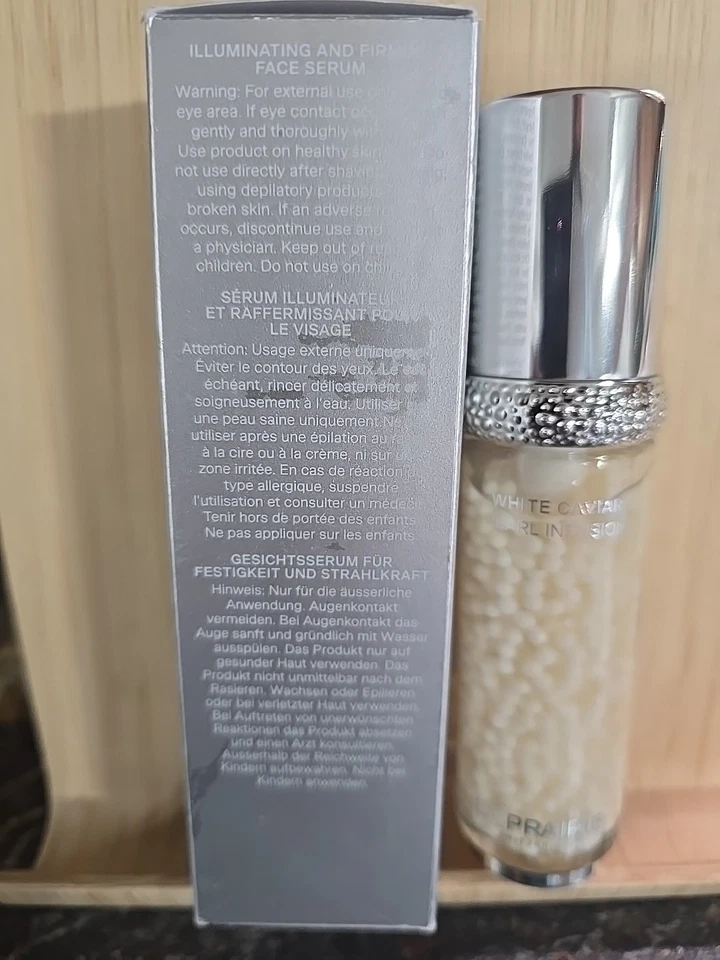 Infusión de perlas iluminadoras de caviar blanco La Prairie 1 oz Foto 2 de 4