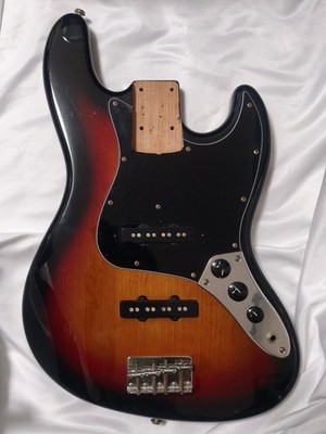Bacchus Universe Series Jazz Bass Loaded Body Sunburst Gold Logo Era