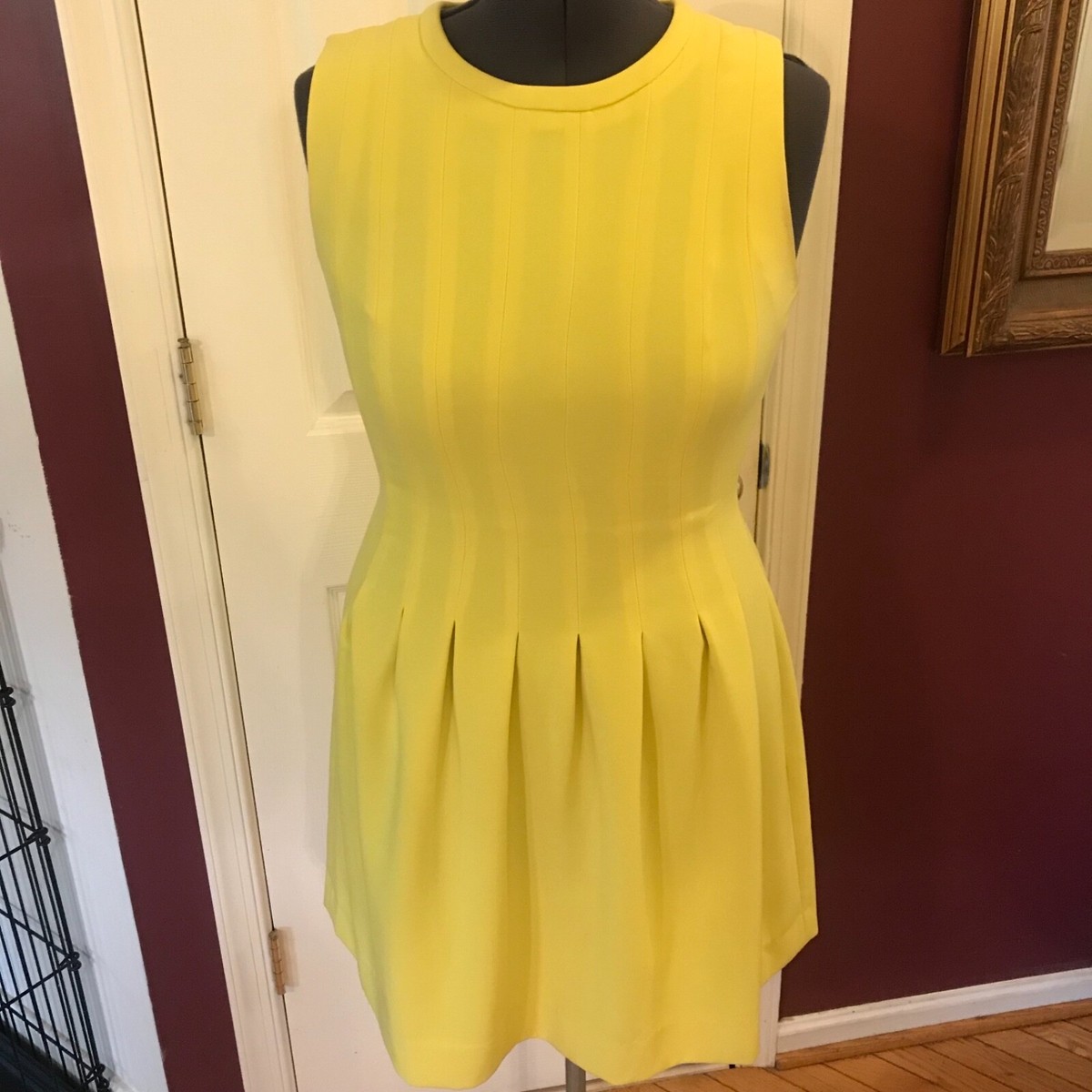 h&m yellow skater dress H&M Yellow Sleeveless Xl Dress