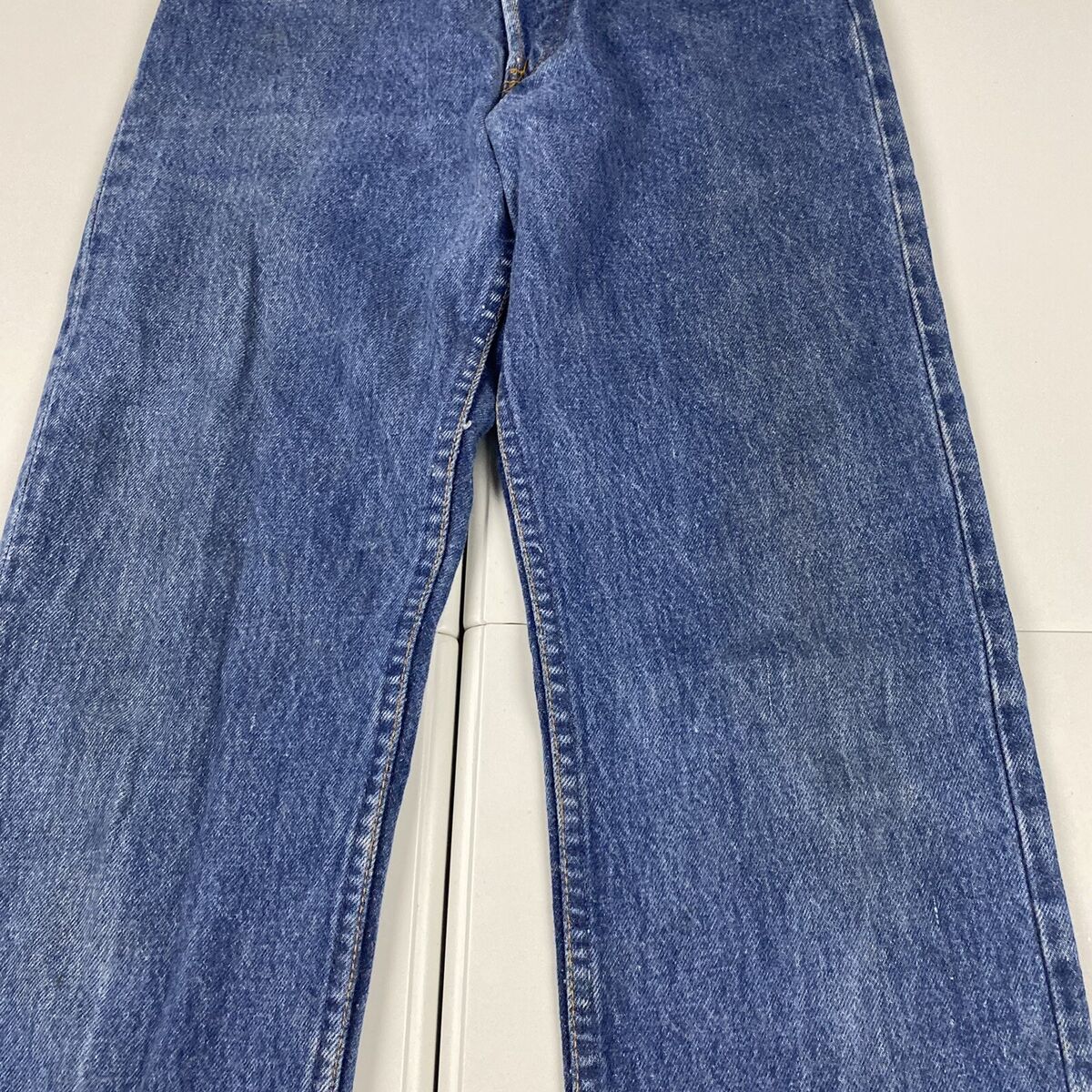 Vintage 90s Levi's 501 Made In USA Denim Jeans Blue Measure Vintage 90s Levi's 501 Made In USA Denim Jeans Blue Measure