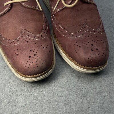 Cole Haan Men display picture 2