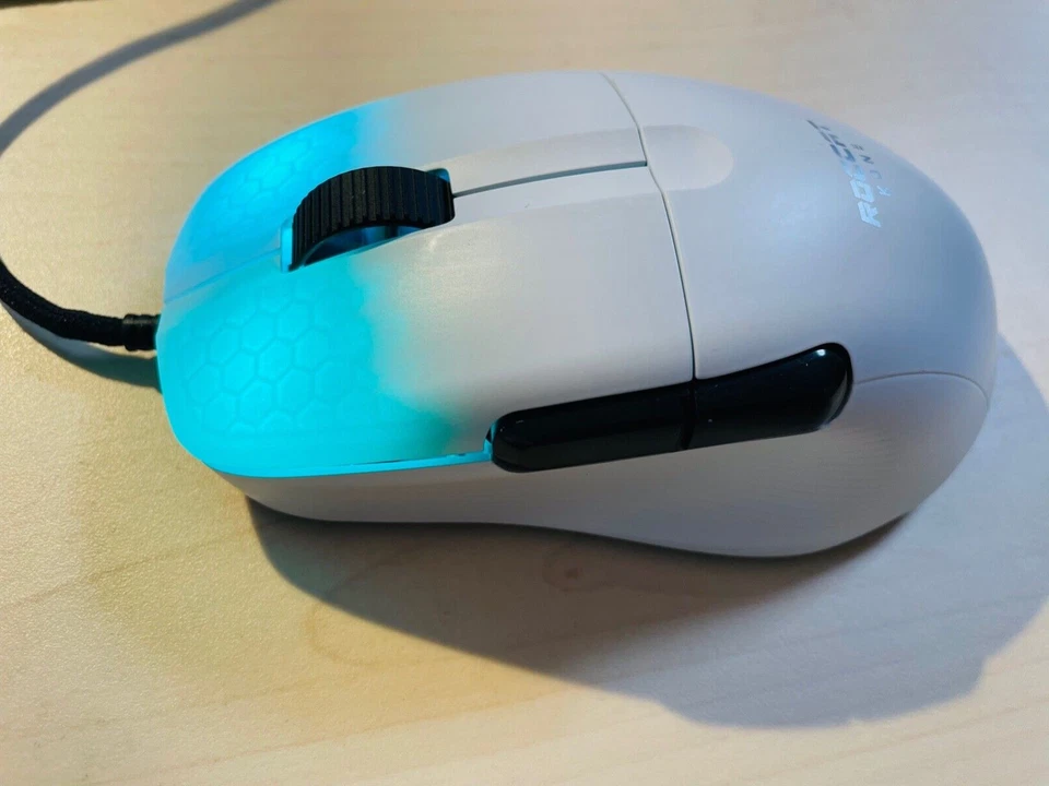 Roccat Kane Pro Gaming Maus RGB - Beleuchtung weiß