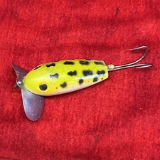 VINTAGE JITTERBUG FRED ARBOGAST FISHING LURE (w13)