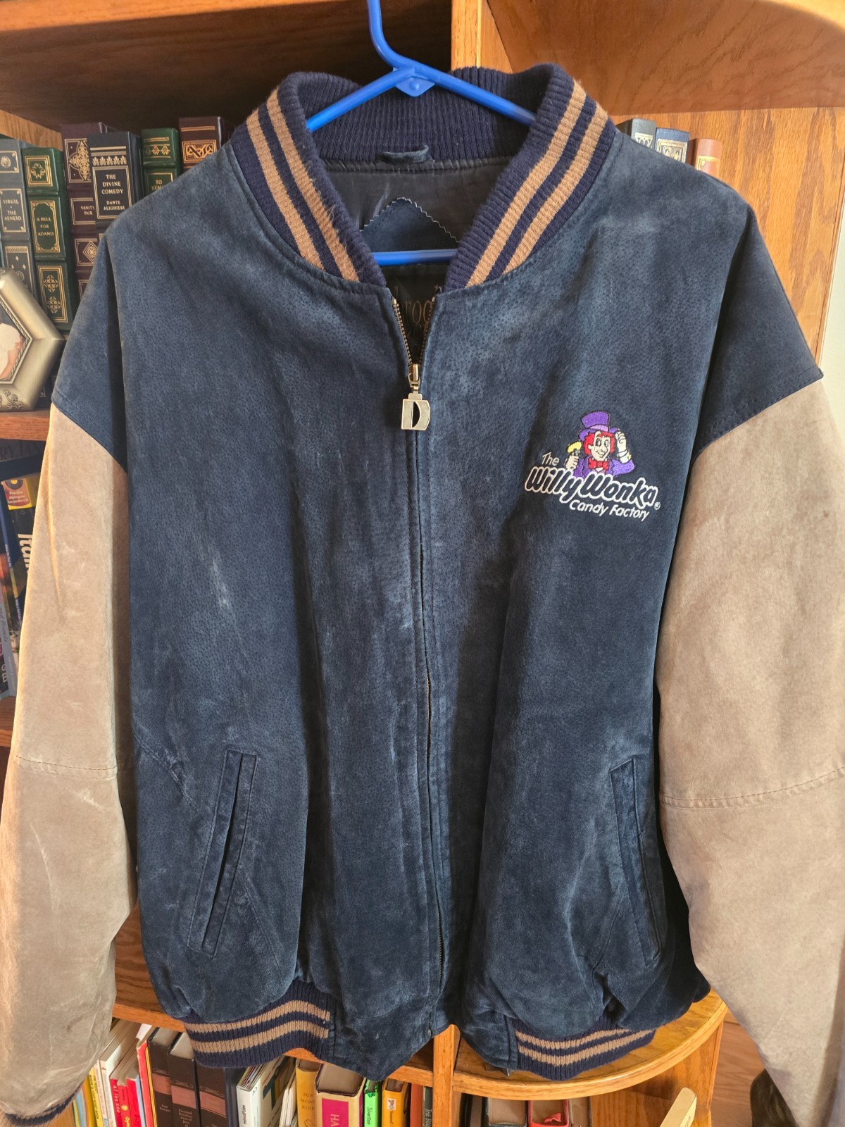 collectable willy wanka jacket - image 1