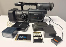 Panasonic AG-HVX200 DVC PRO HD P2 Camera Camcorder, battery, cards, card reader
