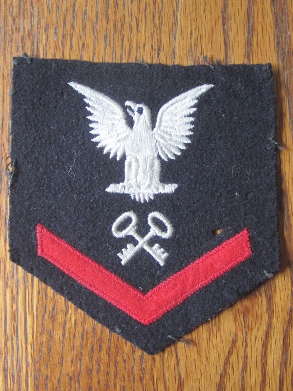 "1943" WWII ERA, US NAVY STOREKEEPER 3rd CLASS RATE , NO GLOW