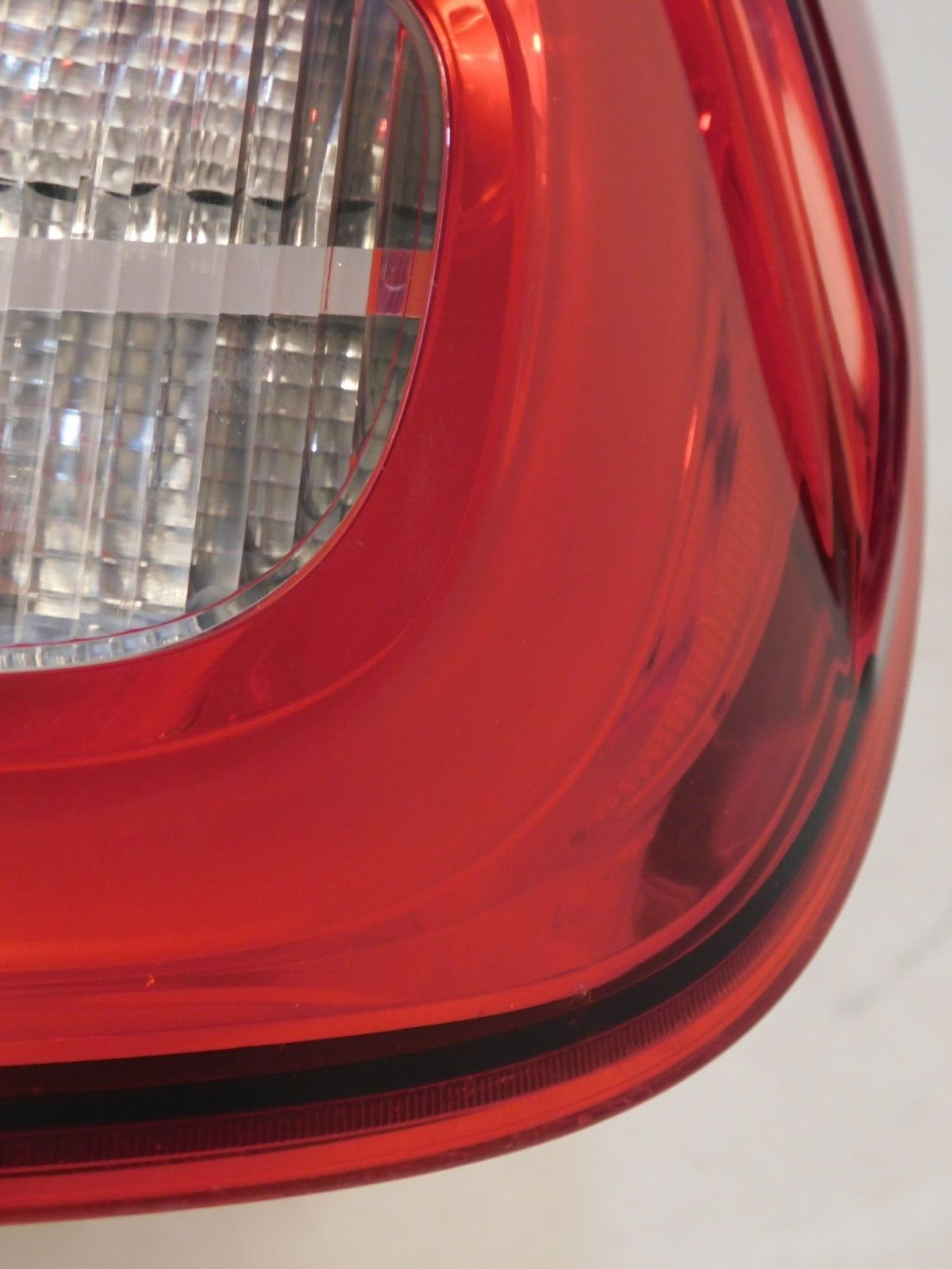 14-21 Maserati Quattroporte Rear PASSENGER Side Outer Taillight Lamp RIGHT LED