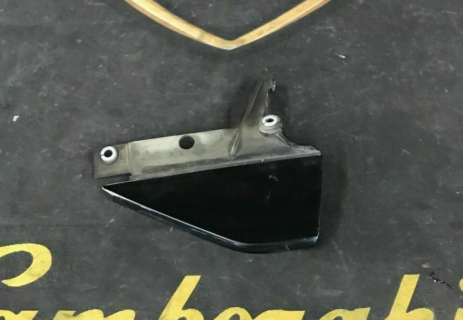 LAMBORGHINI GALLARDO LP550 SPYDER RIGHT SIDE DOOR TRIANGLE TRIM OEM 407837902