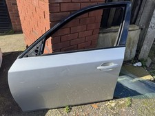 BMW E60 E61 LCi Front Left Trim Window Frame Top Door GLANZSCHWARZ N/S
