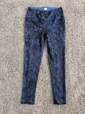 Chico  s Zenergy NWT Blue Tone Animal Print Side Pockets Leggings Size 1 8/10 