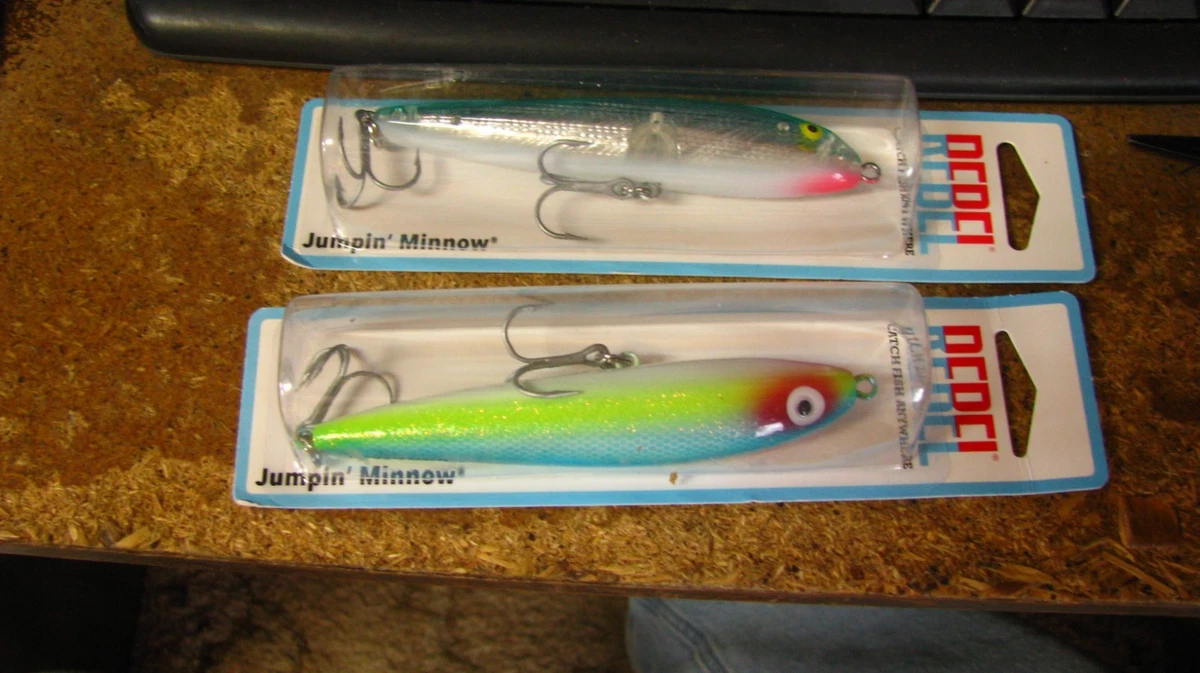 Leurre Vintage Rebel Jumpin' Minnow T10 - 3,5 Pouces, 3/8 Oz - Yeux Blancs/rouge - Neuf