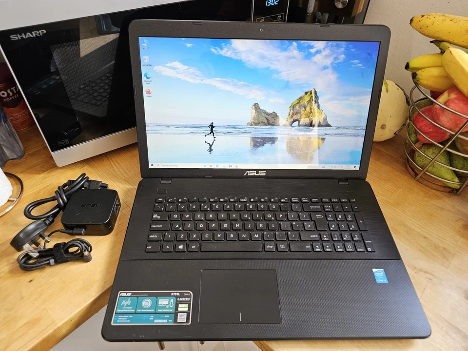Asus X751LA Intel Core i3 240GB SDD 4GB RAM Win 10 Webcam HDMI 17.1" Laptop - Image 2 of 4