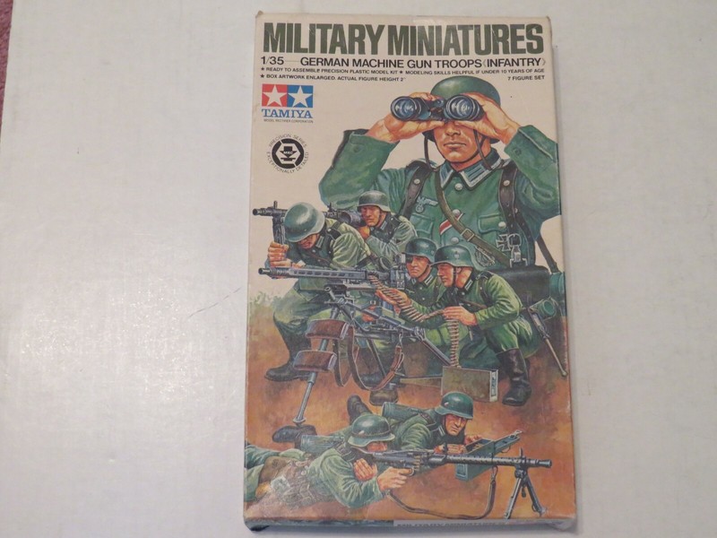 Tamiya Military Model German Machine Gun Infantry 1:35 scale