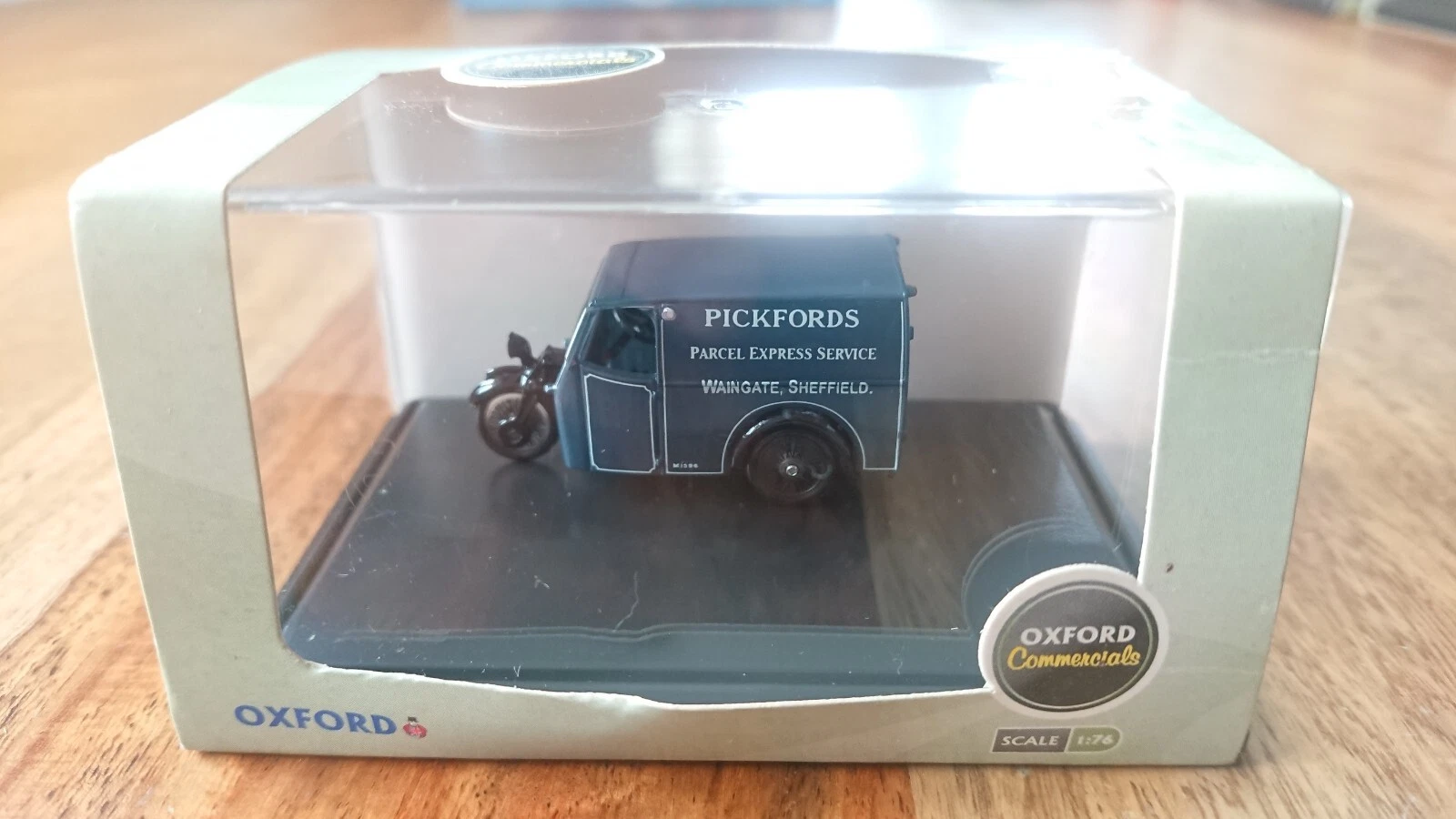 VANS Oxford 76TV002 Triciclo Furgone PICKFORDS 1:76 NUOVO