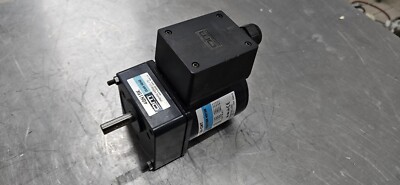 Oriental Motor 4IK25GN-CWT  + Getriebe  4GN15K 