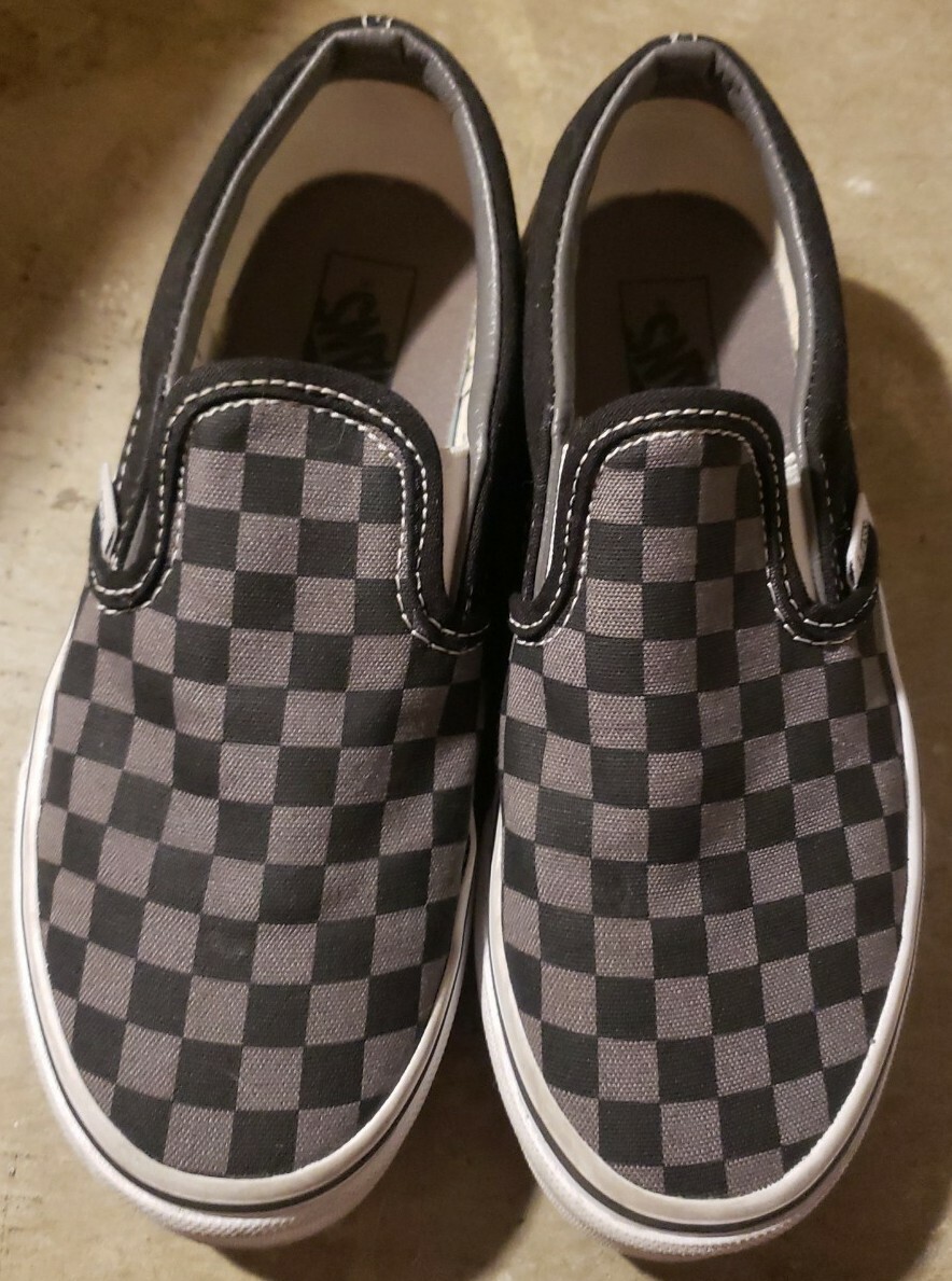 Vans Checkerboard Classic Big Kids Black/Pewter Slip On  display picture 3