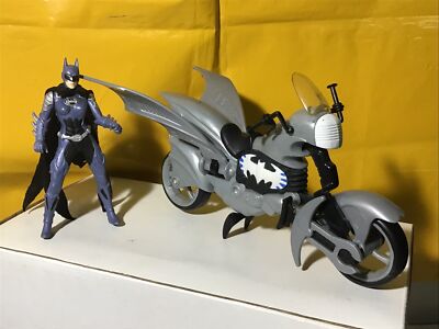 【中古】 Batman & Robin Batgirl's Icestrike Cycle Action Figure s-l400.jpg