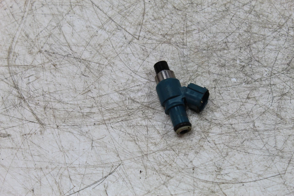 2008 Honda Cbf1000 Fuel Injector 16450-mfa-d02 - Image 3 of 4