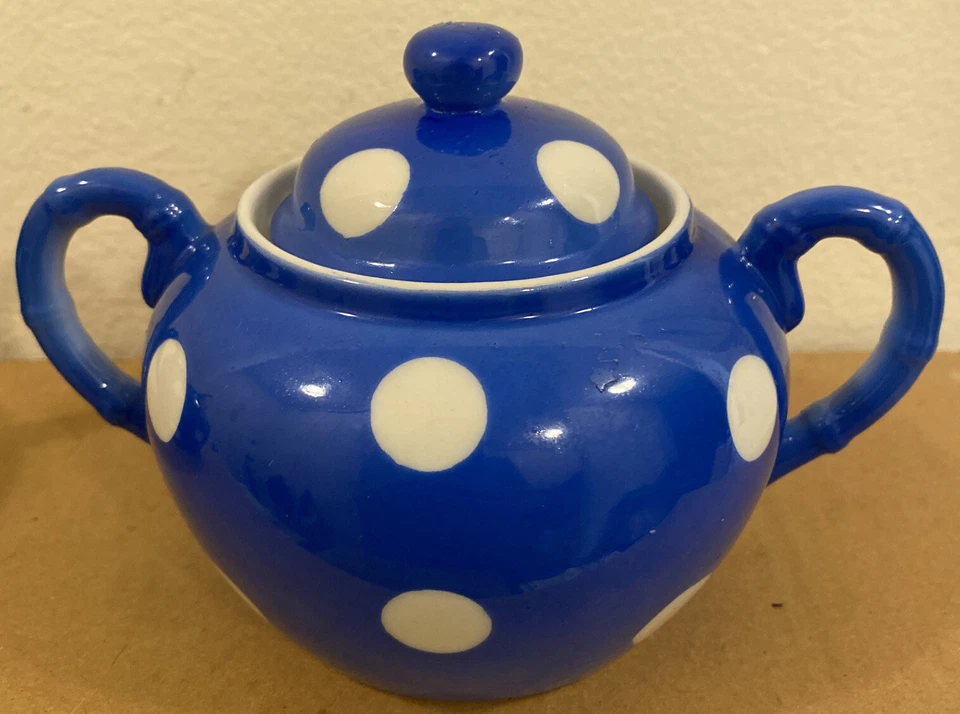 Azucarero y crema a lunares con asas de bambú puntos blancos sobre azul hecho en Japón Foto 3 de 4