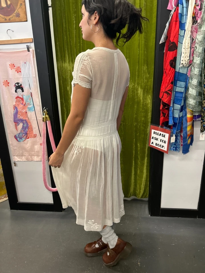 Antique 1930s Handmade Sheer Cotton Wedding Dress with Lace, Drop Waist, Small - Image 3 of 4