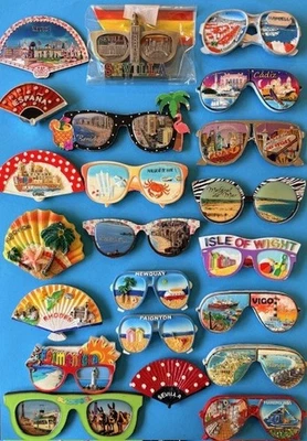 Souvenir fridge magnet - Glasses/ Fans - Image 1 of 4
