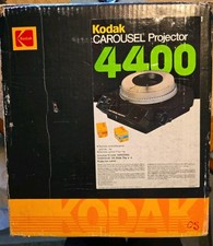 KODAK CAROUSEL SLIDE PROJECTOR 4400 TESTED WORKS - EXC COND