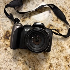 Canon PowerShot SX20 Is 12.1MP Digital Camera Black Strap. TESTED AND WORKING.