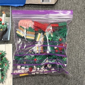 2 Lego Christmas Holiday Sets 40253 Toys 24 In 1 & 40426 Wreath 2 In 1