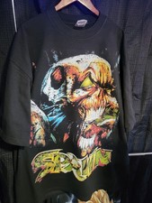CAMISETA SPAWN ON SHAKA PESO PESADO TEÑIDA CON GRANA "MODERNA"
