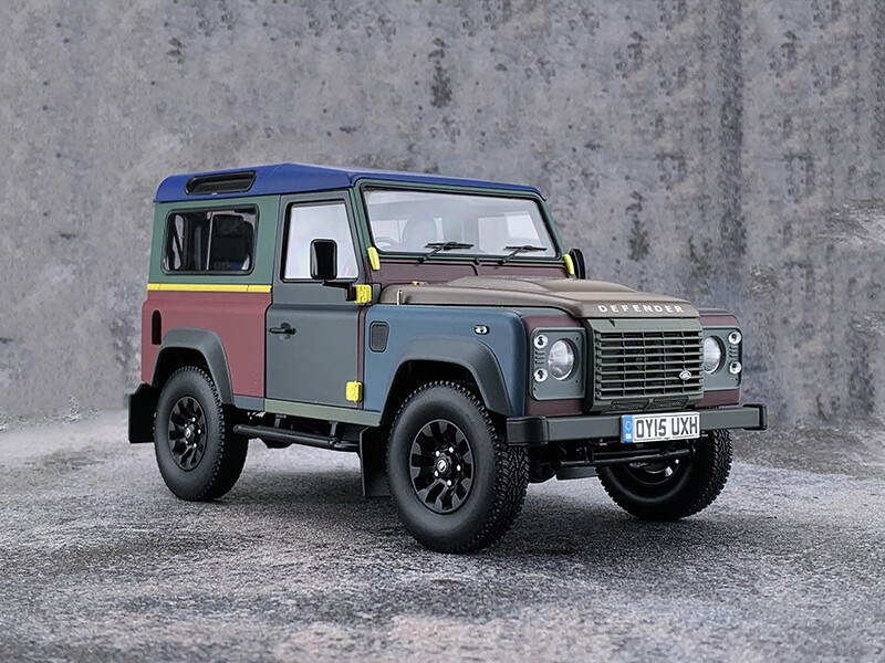 ポール・スミス　ランドローバー　1/18　マルチカラー ランドローバー ディフェンダー90 ポール・スミス エディション