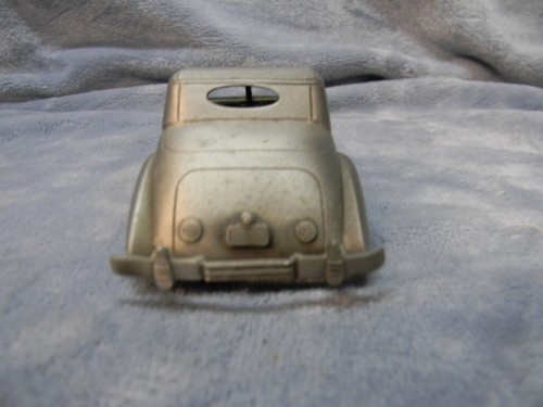 1/32 SCALE 1937 CORD 812 PEWTER COLLECTOR DIECAST CAR-RARE - Picture 3 of 7