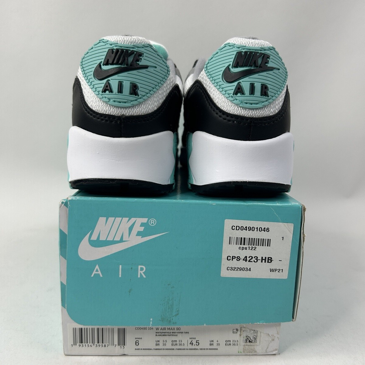 【希少】ナイキ エアマックス90 ターコイズ ティファニー CD0490-104 Nike Air Max 90 Recraft WMNS “Hyper Turquoise White Gray