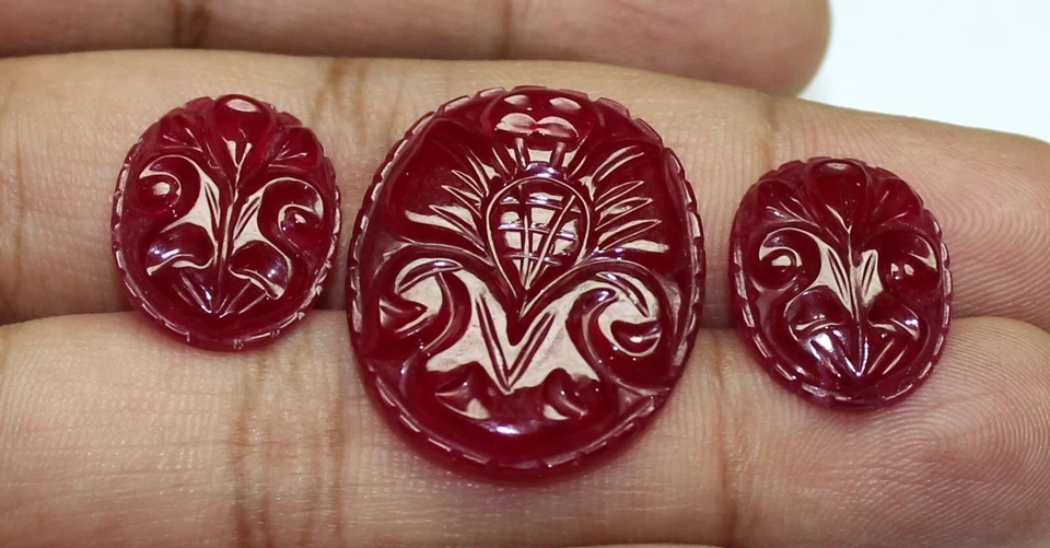 Amazing Red Ruby Color Carved 16x13mm to 26x21mm Oval Shape 3pcs Set Loose Stone - Image 4 of 4