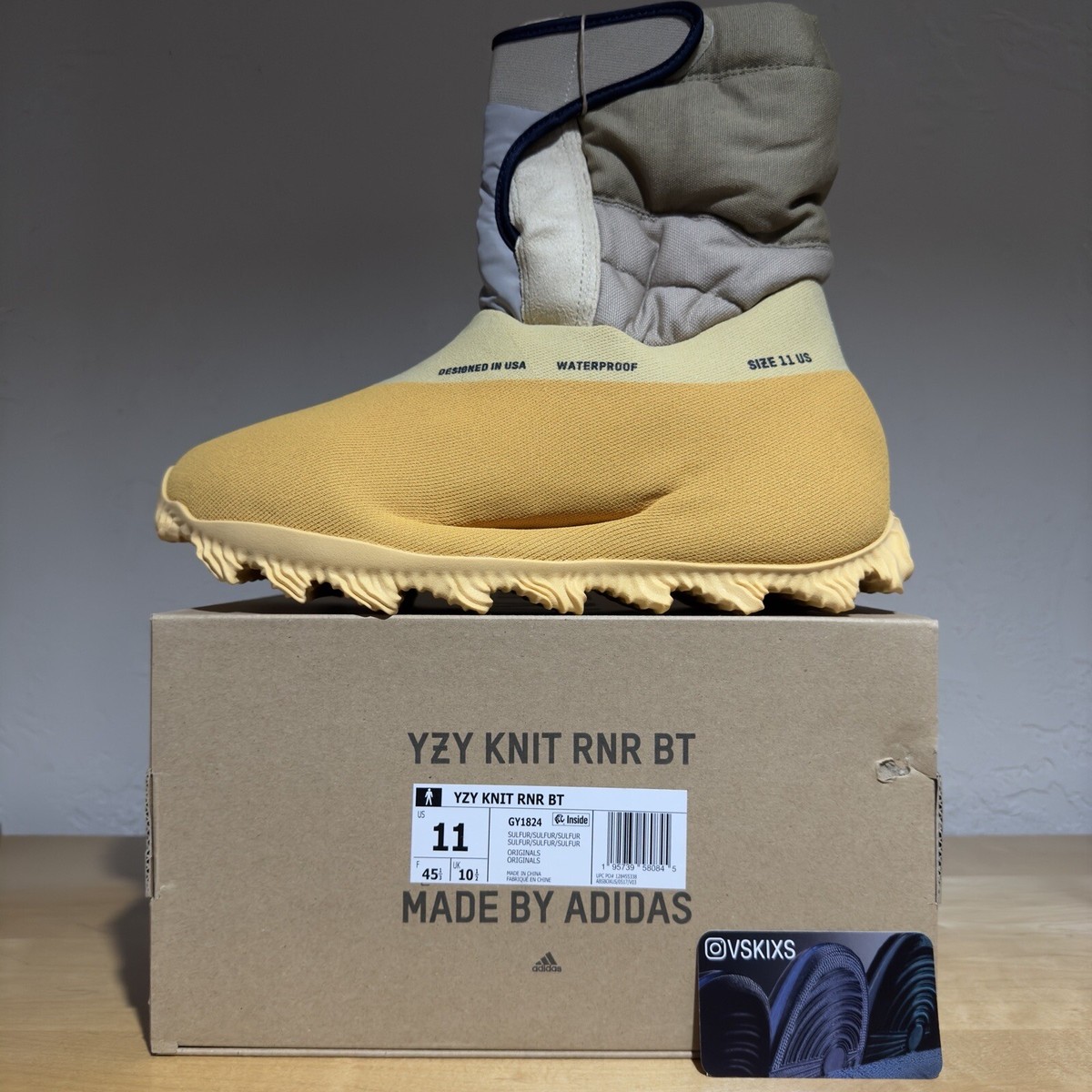 adidas Yeezy Knit Runner Boot Sulfur Yellow Men's US Size 11 NEW