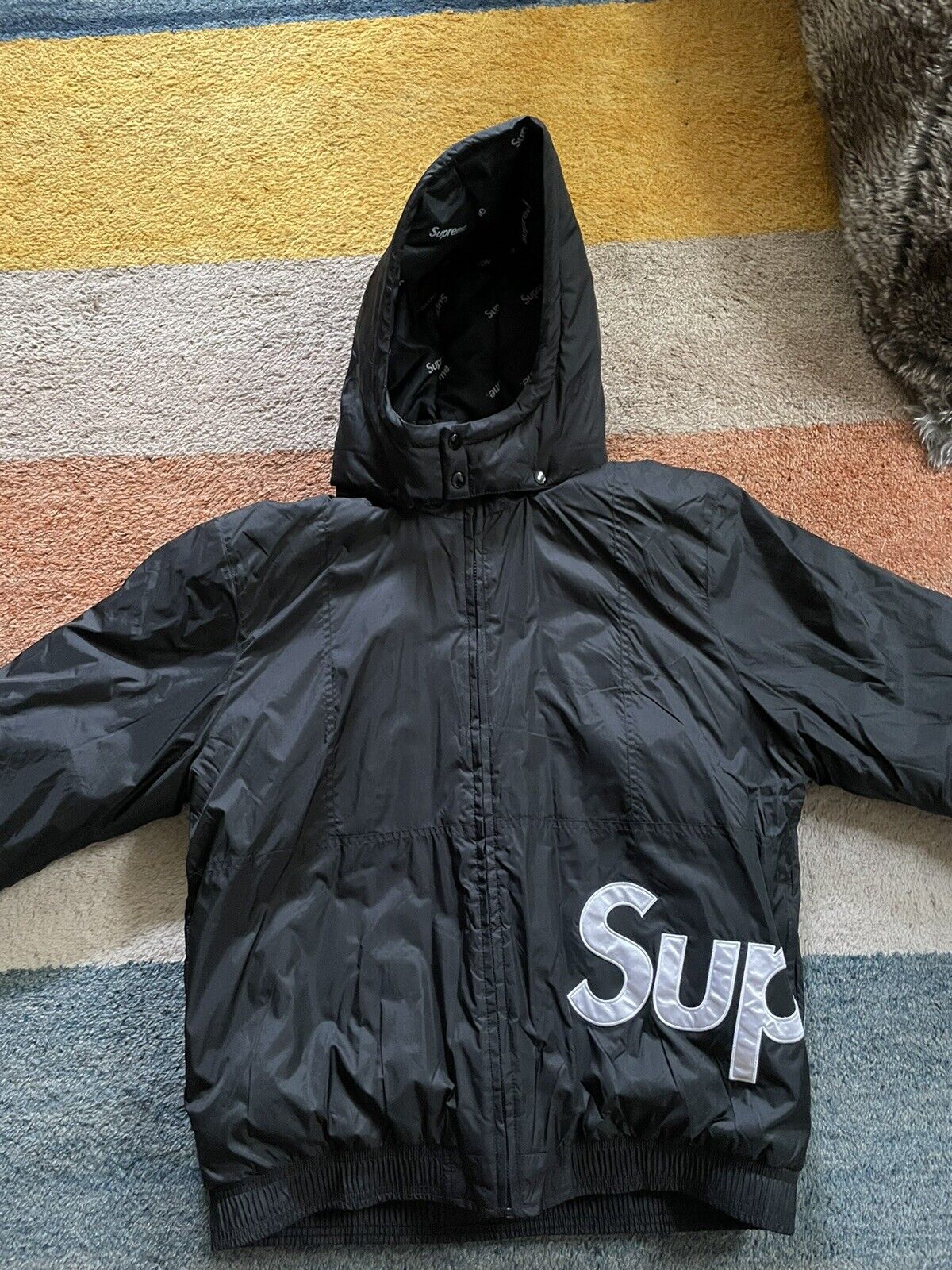 supreme sideline side logo parka