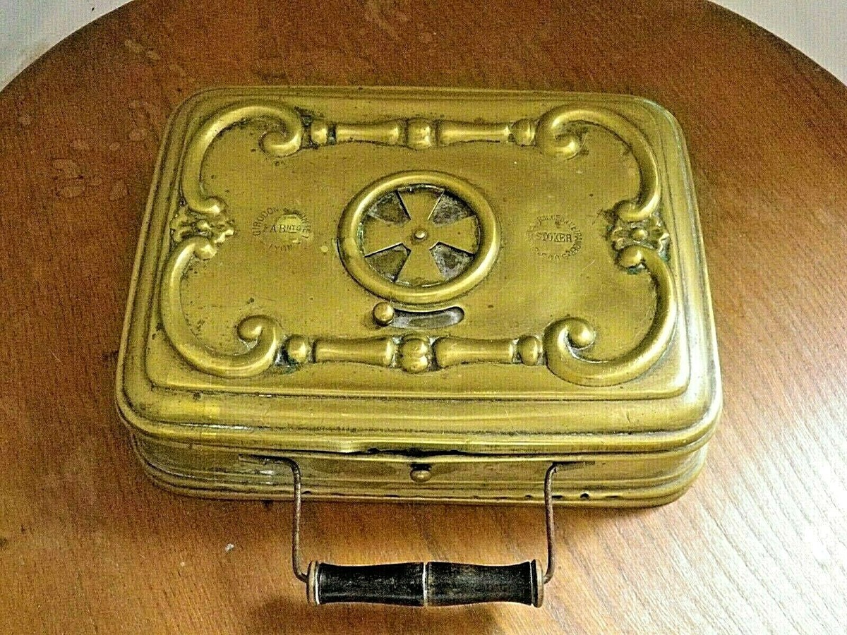 Ancienne chaufferette de lit en laiton Giroud & Monet Lyon - Antiquités