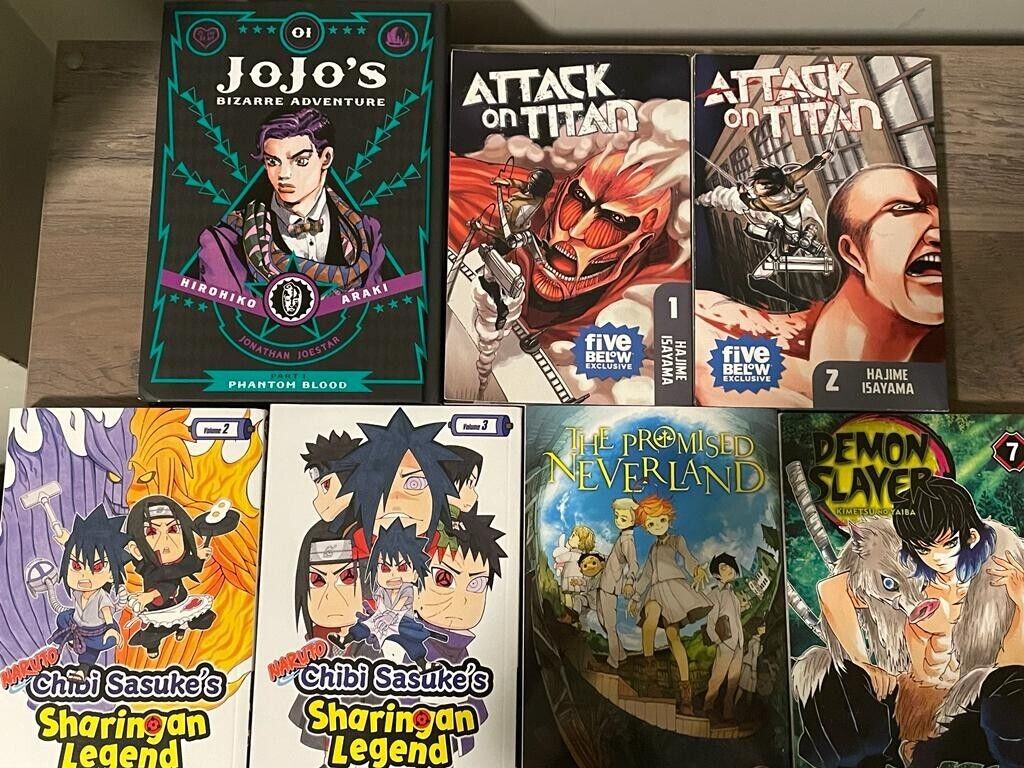 Manga lot of 7 all in English and in very Good Condition - Free shipping